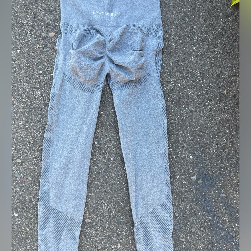 Pchee Bum Grey leggings